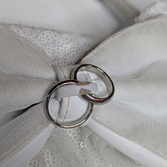 Disney Loungefly White Sequin Minnie Mouse Crossbody Bag - Picture 4 of 16